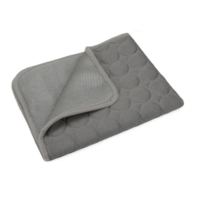 Dog Cooling Mat for Small Medium Dogs, Long-Lasting Cool Pad for Dogs Outdoor & Indoor Use with Ice Silk Fabric & Waterproof Cover, Summer Cooling Pet Bed, Non-Slip Washable Pet Blanket